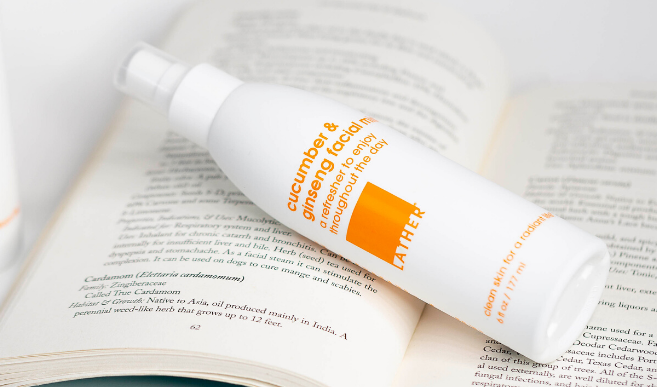 Demystifying Toner: 8 Benefits of Using A Toner